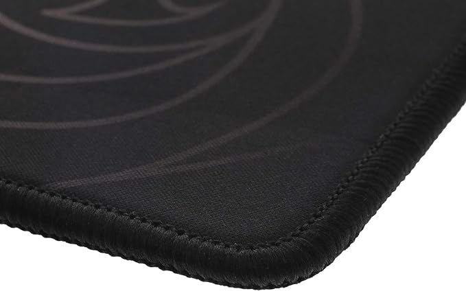 L33T E-Sports Gaming Mauspad (XXL) 920 x 294 x 4 mm (extradick), rutschfreie Unterseite für mehr Stabilität, Hochwertige Textiloberfläche, vernähten Kanten, Gute Gleiteigenschaften, Größe XXL