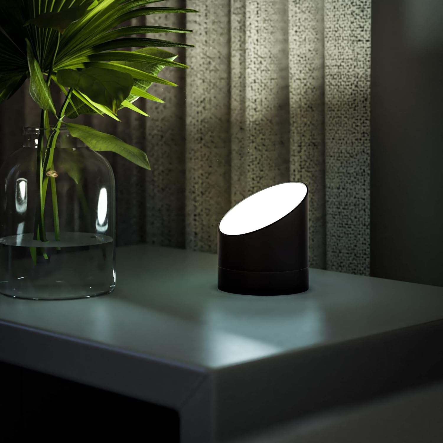 Designer Digitalwecker mit Nachtlicht, Zwei Weckzeiten, Schlummerfunktion uvm. * Schwarz * Neuware