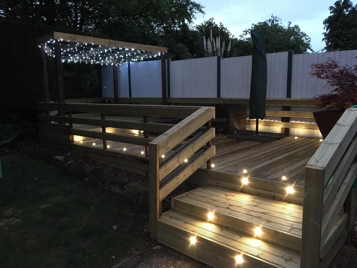 10er LED Bodeneinbaustrahler Warmweiß 0,6W – IP67 Wasserdichte Terrassenbeleuchtung für Außenbereiche Ø32 mm