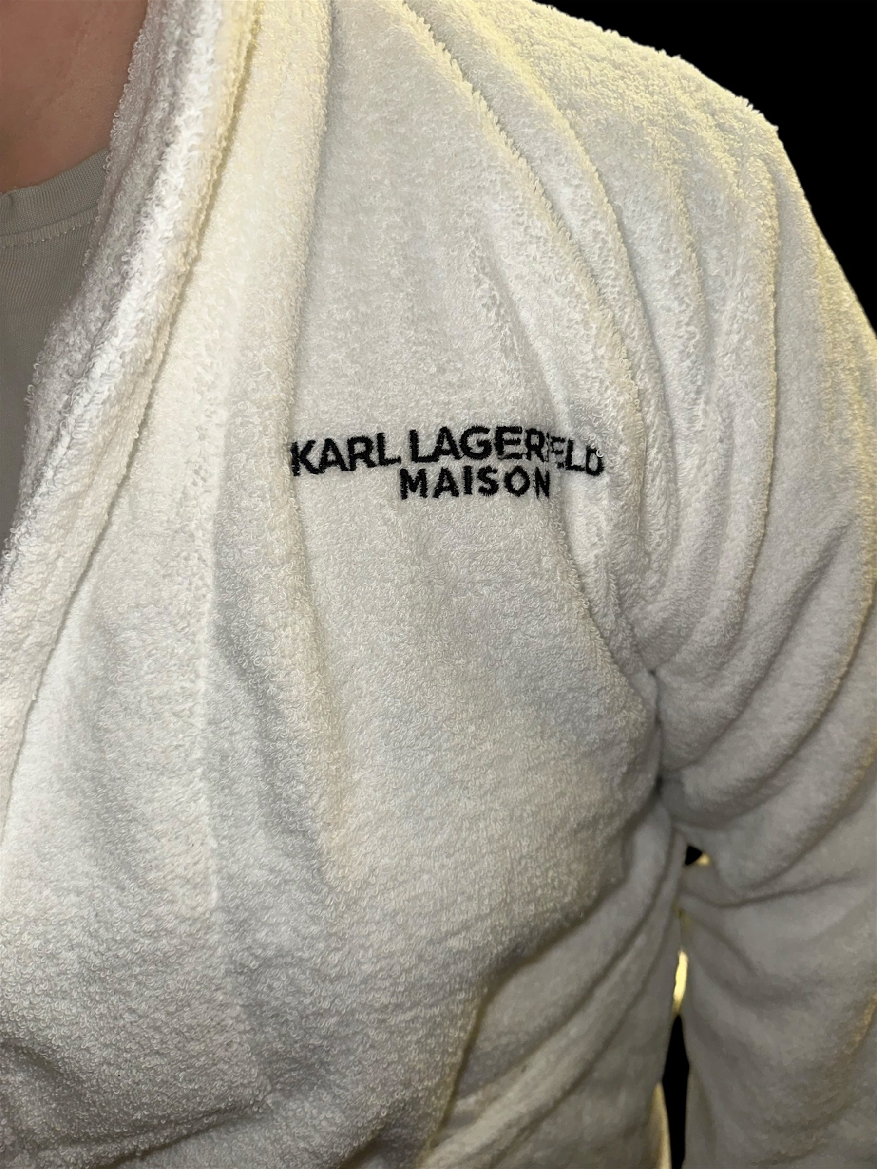 KARL LAGERFELD MAISON Bademantel * Weiß * Unisex * Neuware und Geschenkbox * UVP: 149,90€