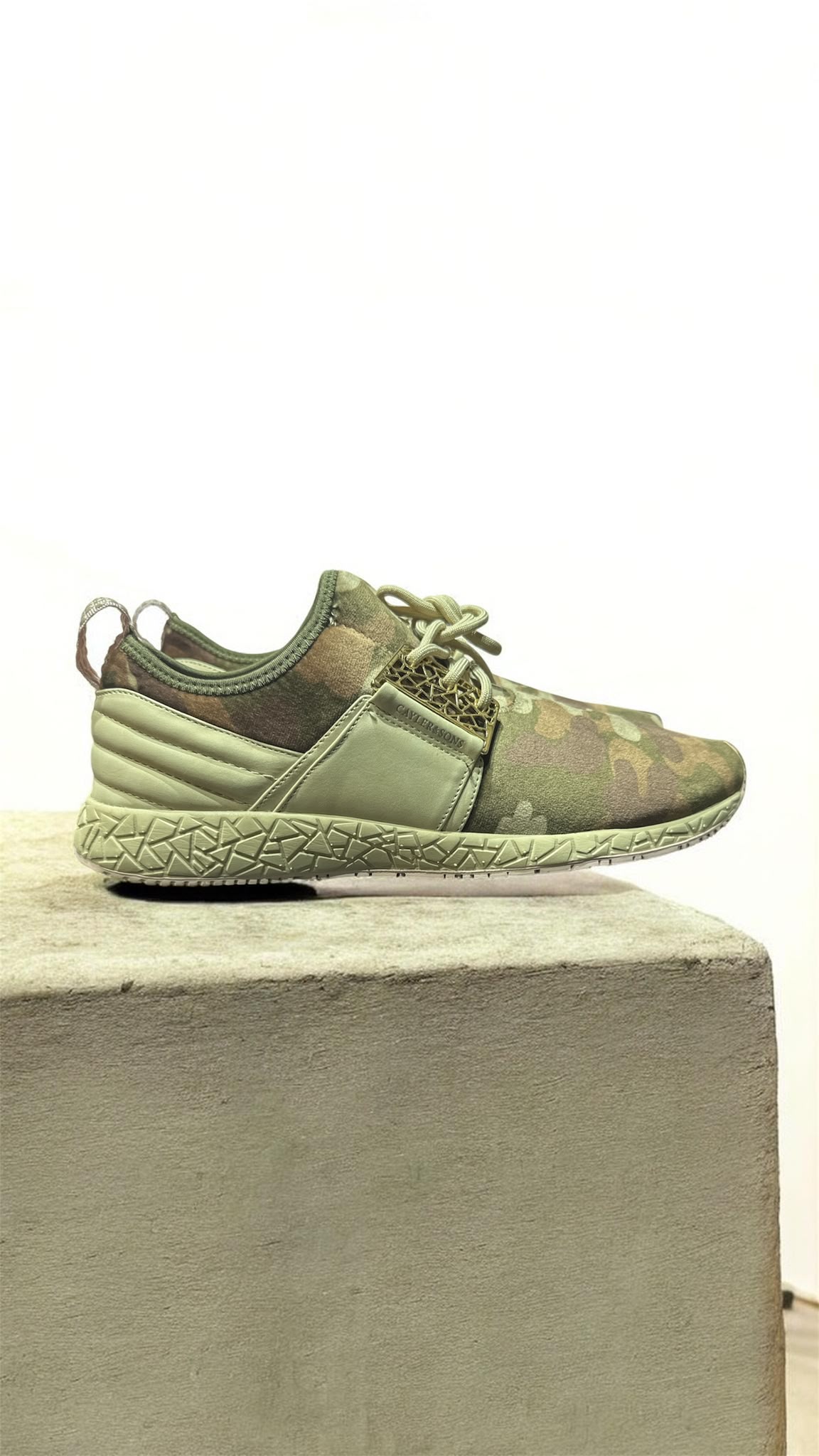 Cayler & Sons Katsuro CAY-SS17-FW-01 Herren Sneaker – MC / Sand – Größe 45