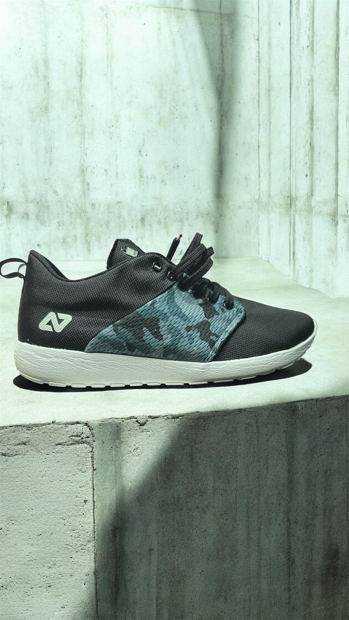 Hydroponic Pacific Strand FW00701 Herren Sneaker – Black / Blue / Camo – Größe 45