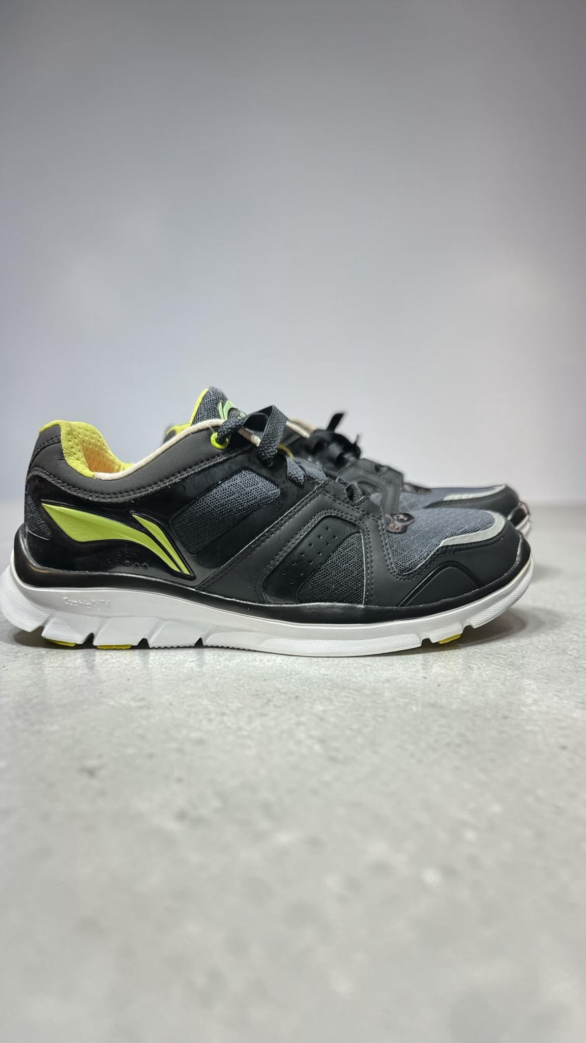 Li-Ning Sneaker – Schwarz / Gelb – Memory Foam – Größe 41
