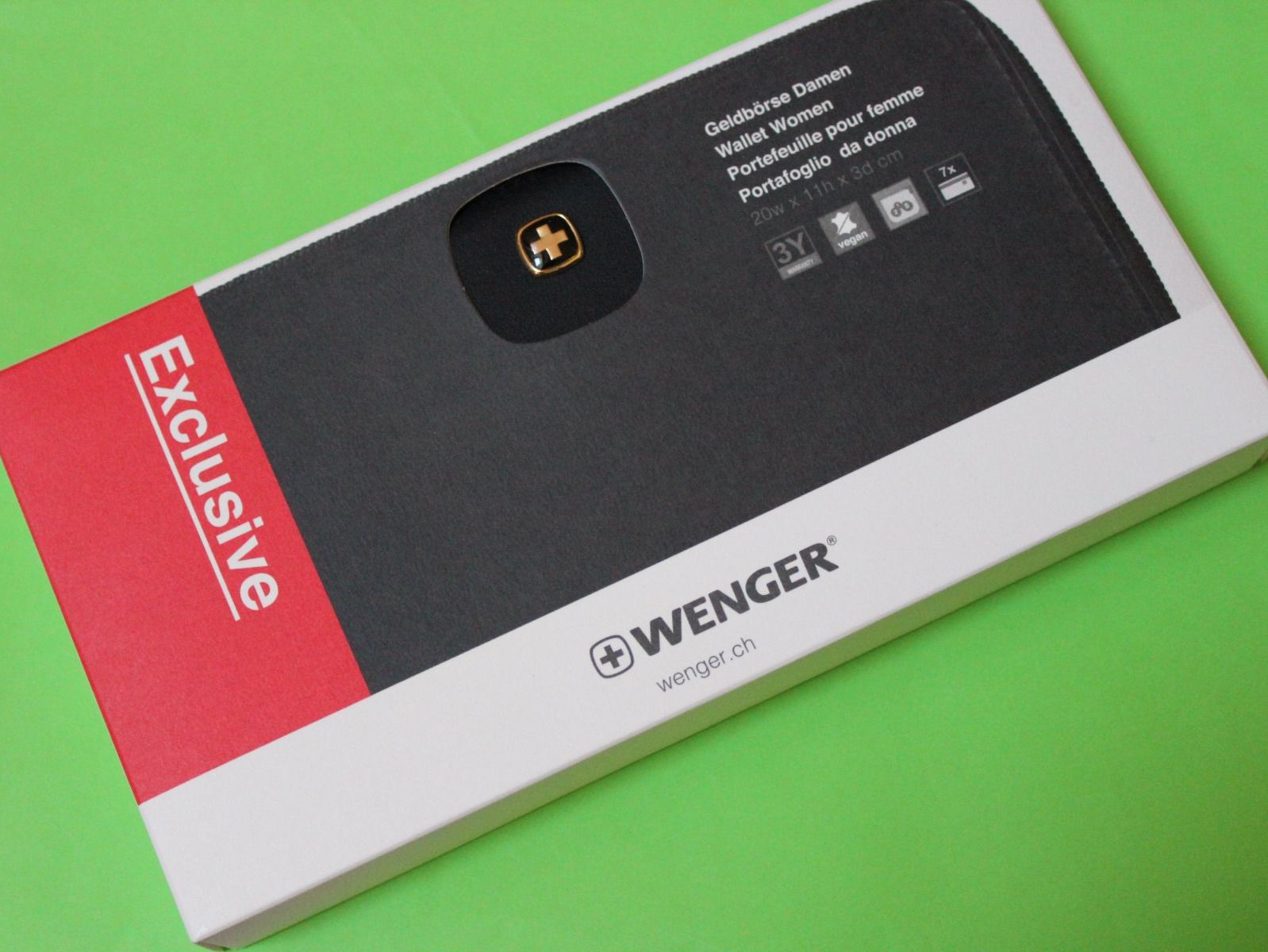 Wenger CH - Portemonnaie Damen NEU, unbenutzt, vegan Black 20/11/3cm  61296